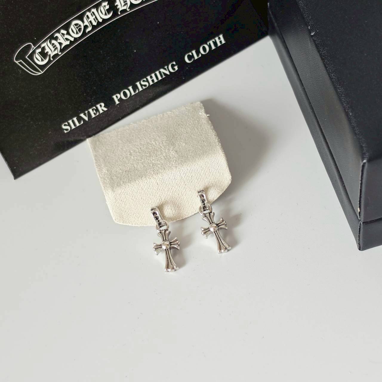 PP14404 ต่างหู Chrome Hearts