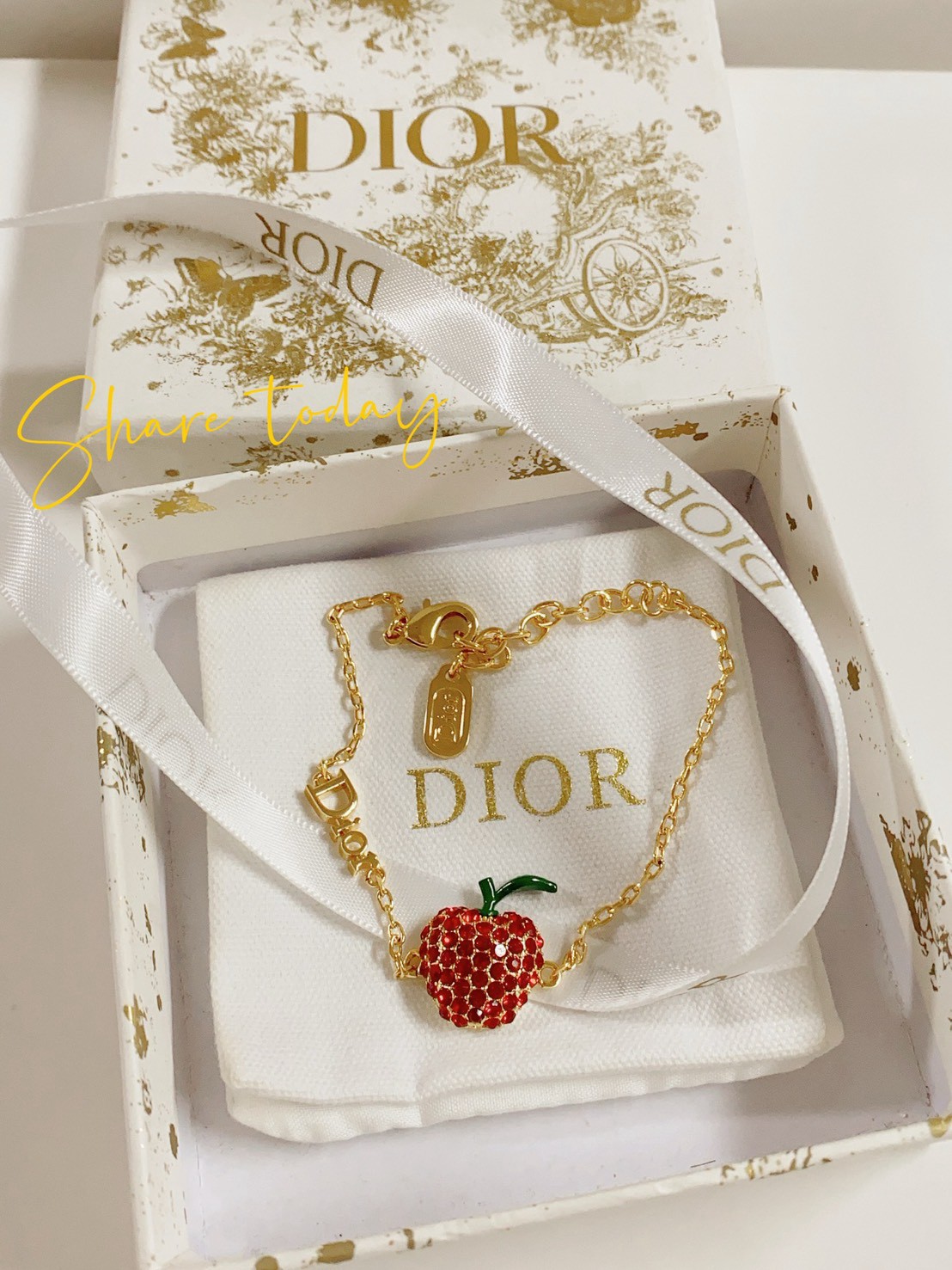 PP14707 สร้อยข้อมือ DI