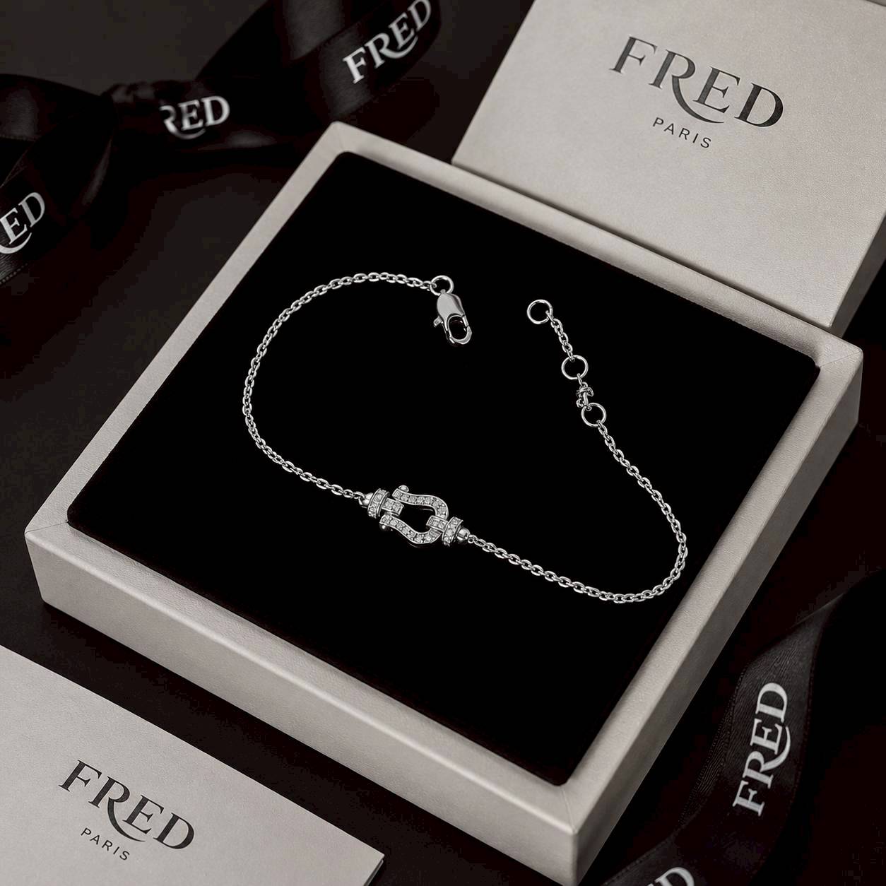 PP14154 สร้อยข้อมือ FRED