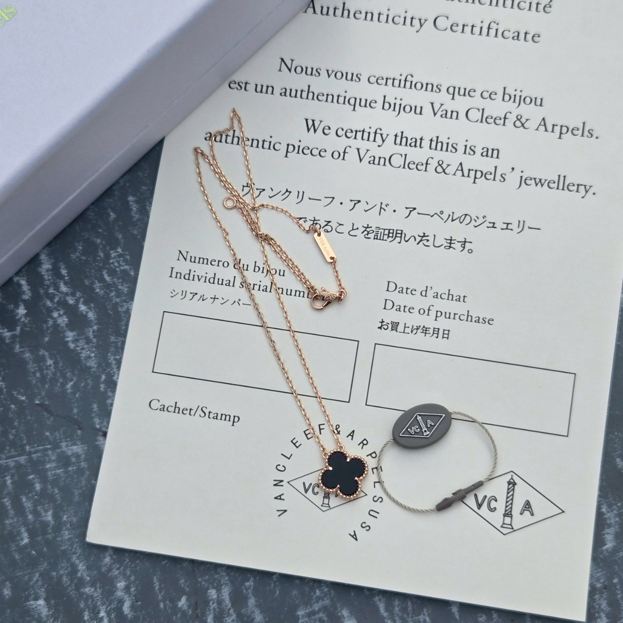 PP13183 สร้อยคอ VC(ดำ-โรส)