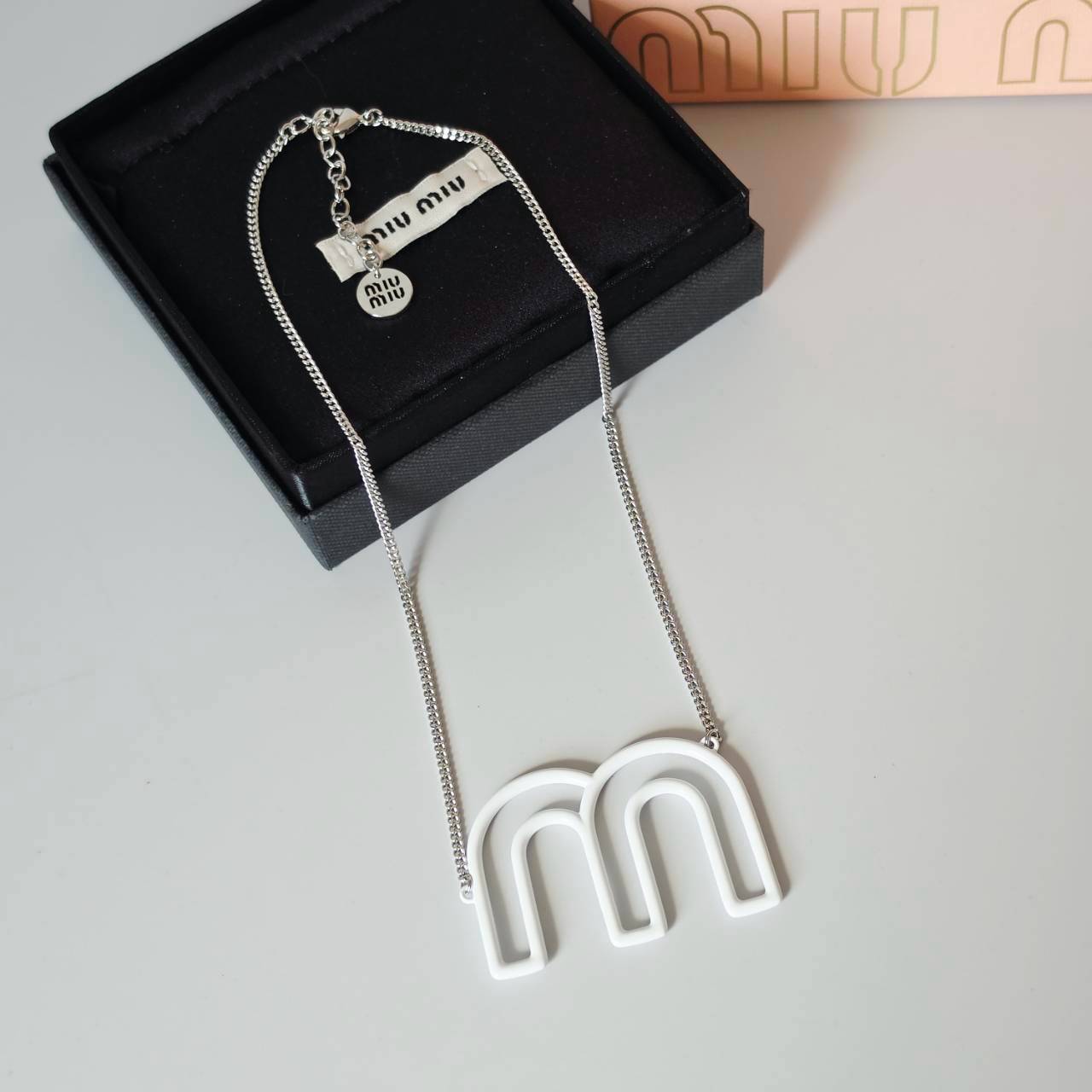 PP14784 สร้อยคอ MIU