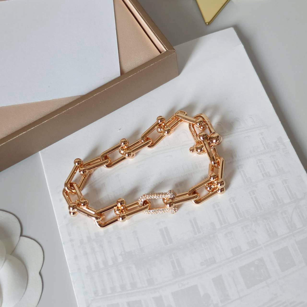 PP13759 สร้อยข้อมือ TIF(PinkGold)
