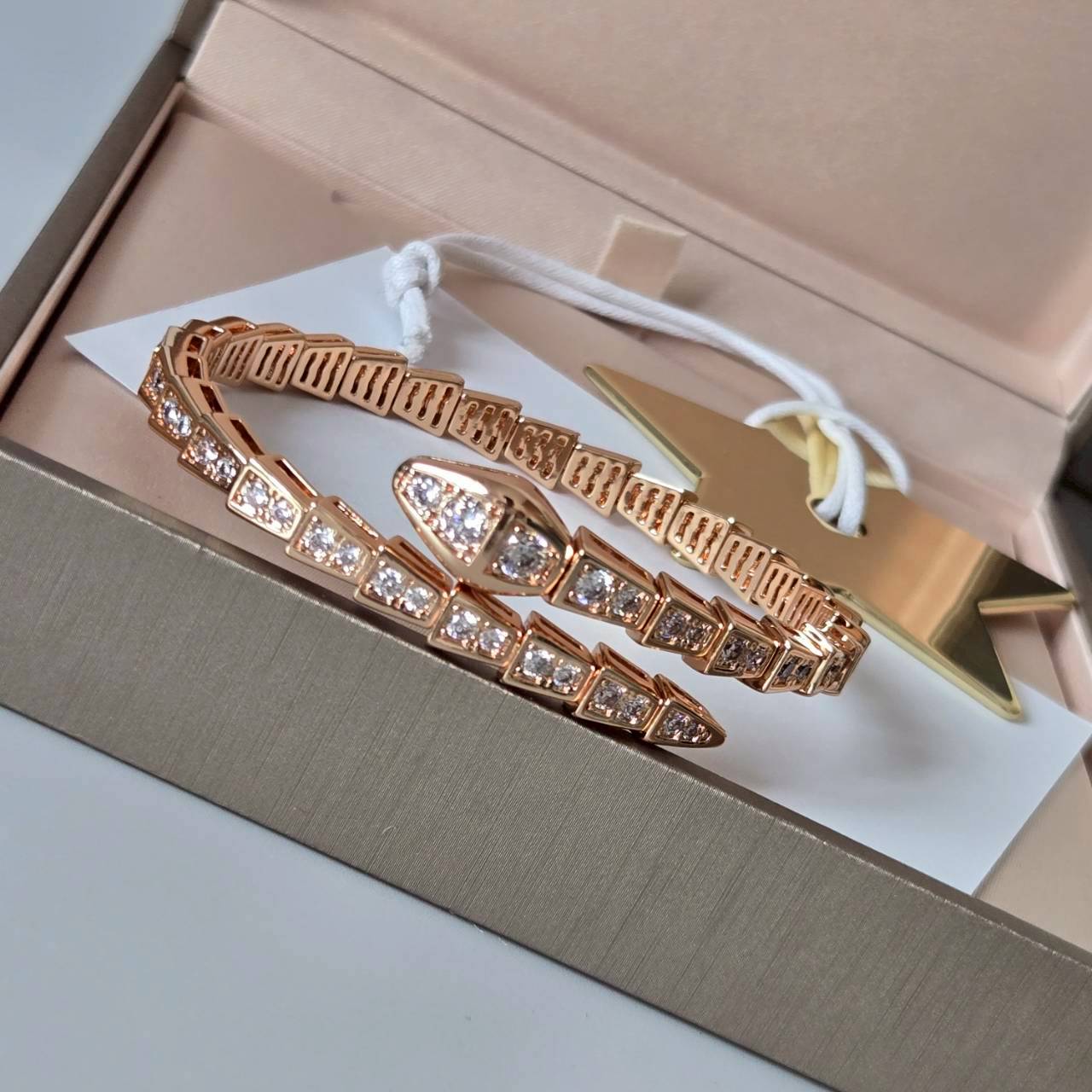 PP13288 กำไลข้อมือ BVL(PinkGold)