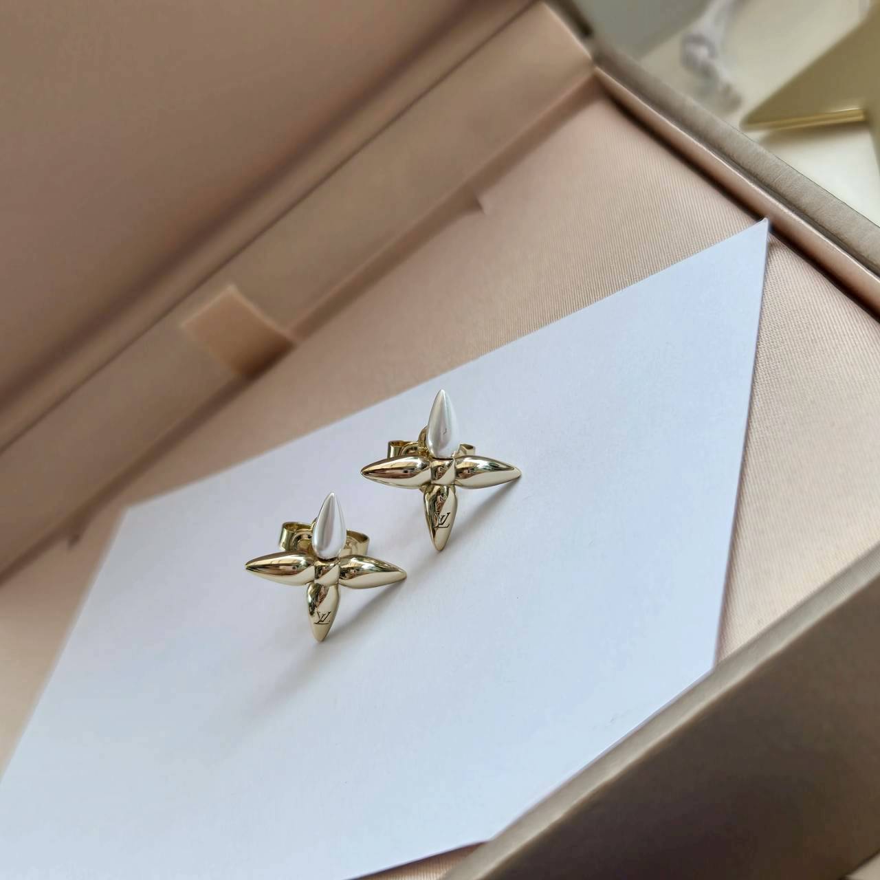 PP13034  ต่างหู L