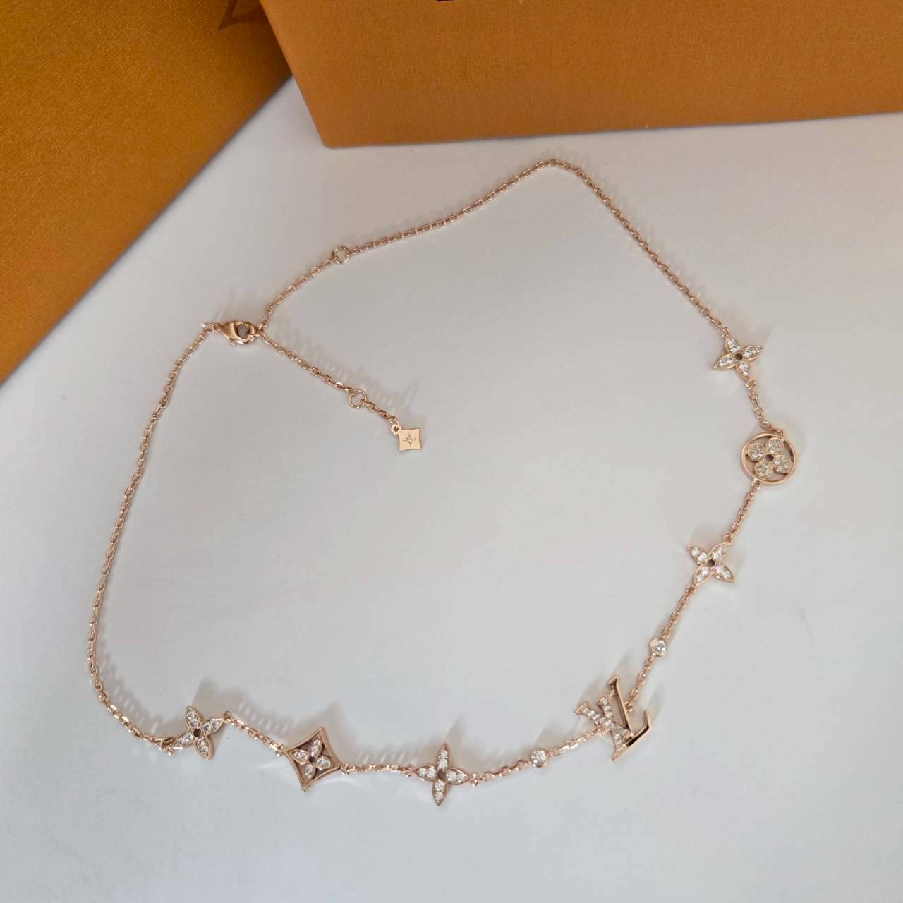 PP11981 สร้อยคอ L