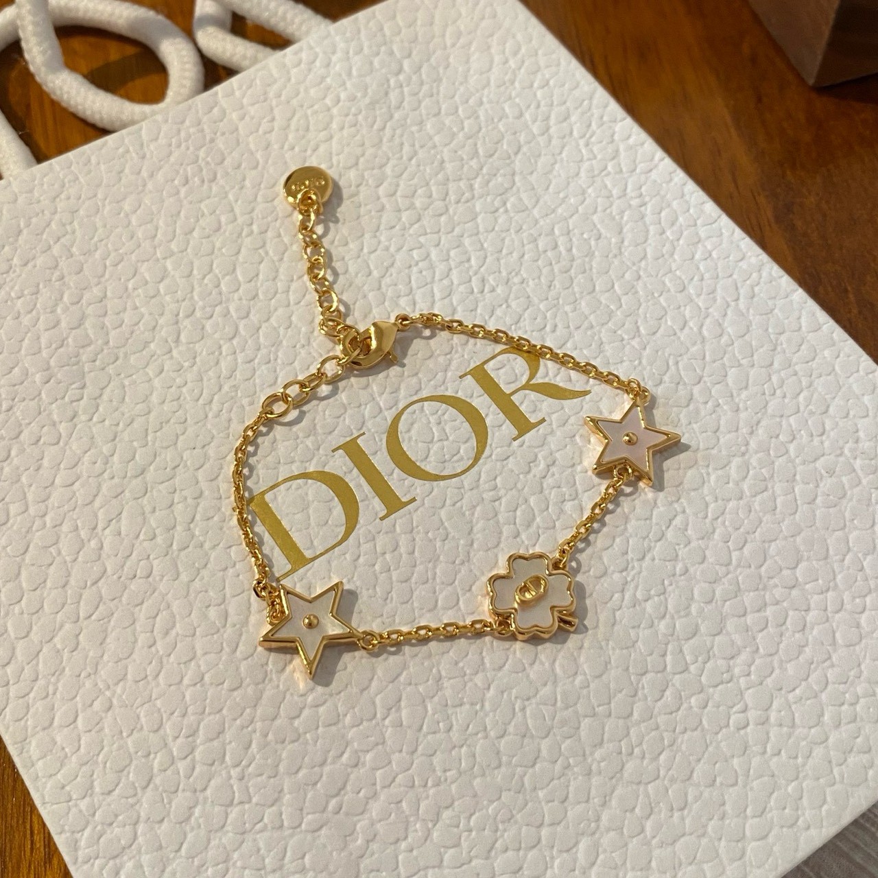 PP12797 สร้อยข้อมือ DI