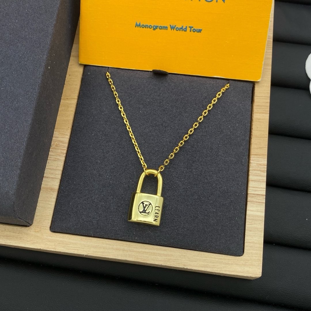 O0977 สร้อยคอ L(ทอง)