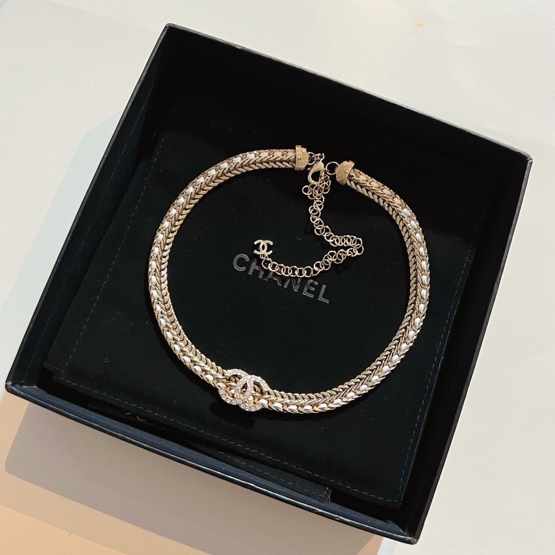 PP9926 โช้กเกอร์ CH(ขาว)