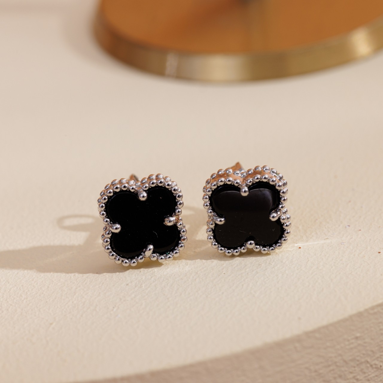 O1077 ต่างหู H(เงิน)(มินิ)