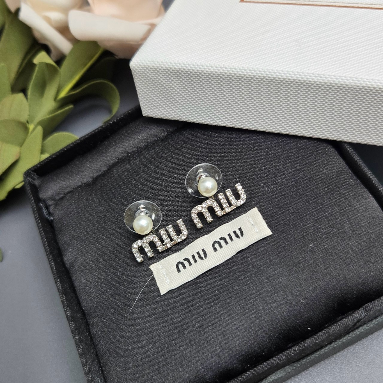 O1195 ต่างหู MIU