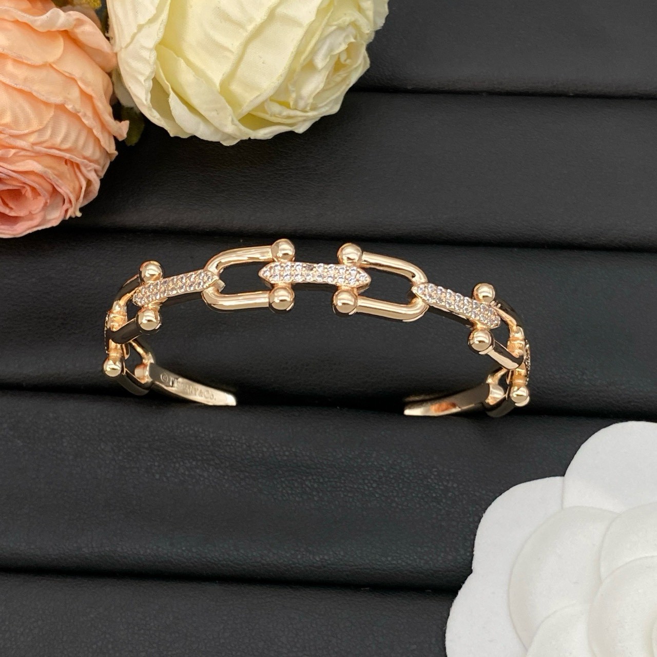 PP12280 กำไลข้อมือ TIF(PinkGold)