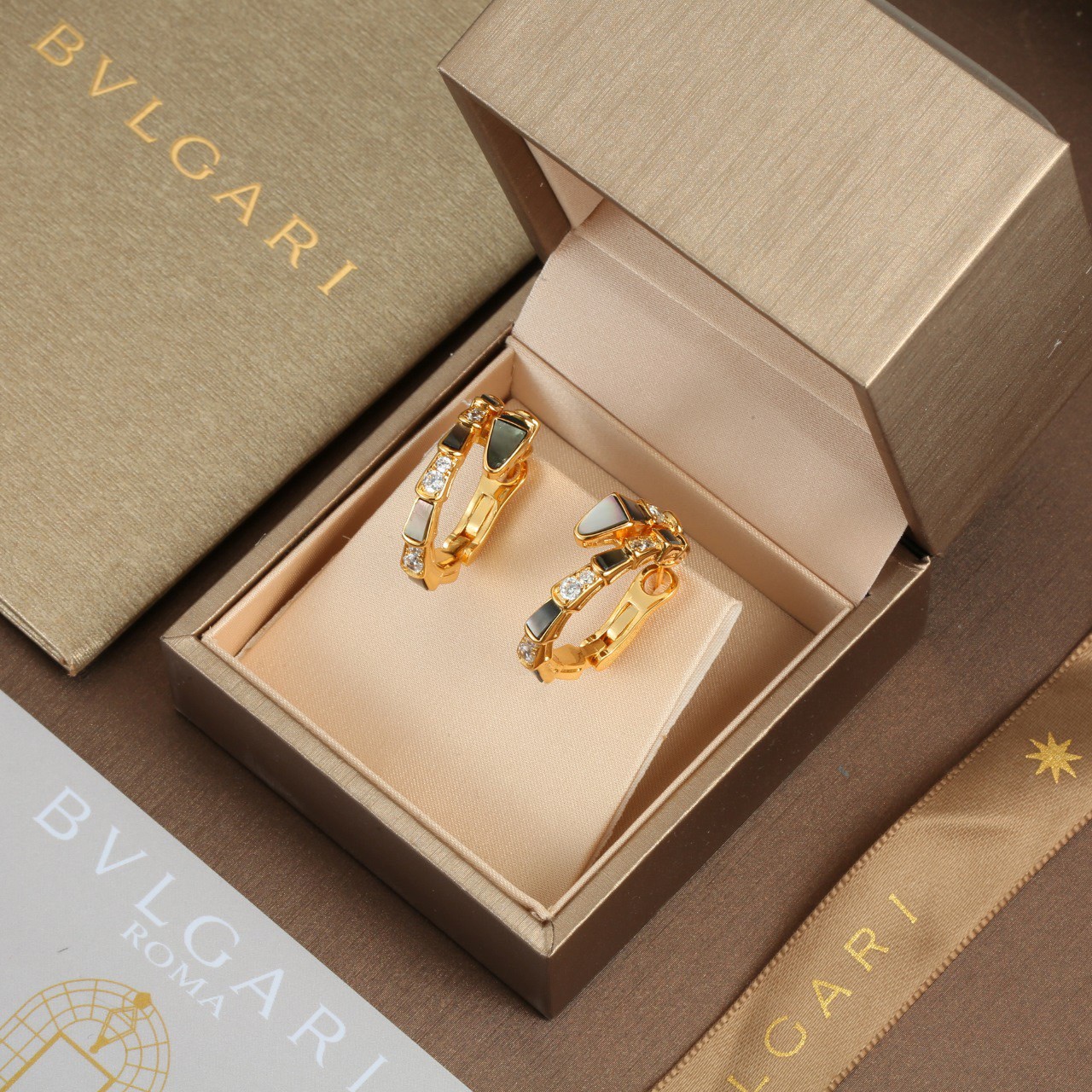 PP11133 ต่างหู BVL(ทอง-ดำ)