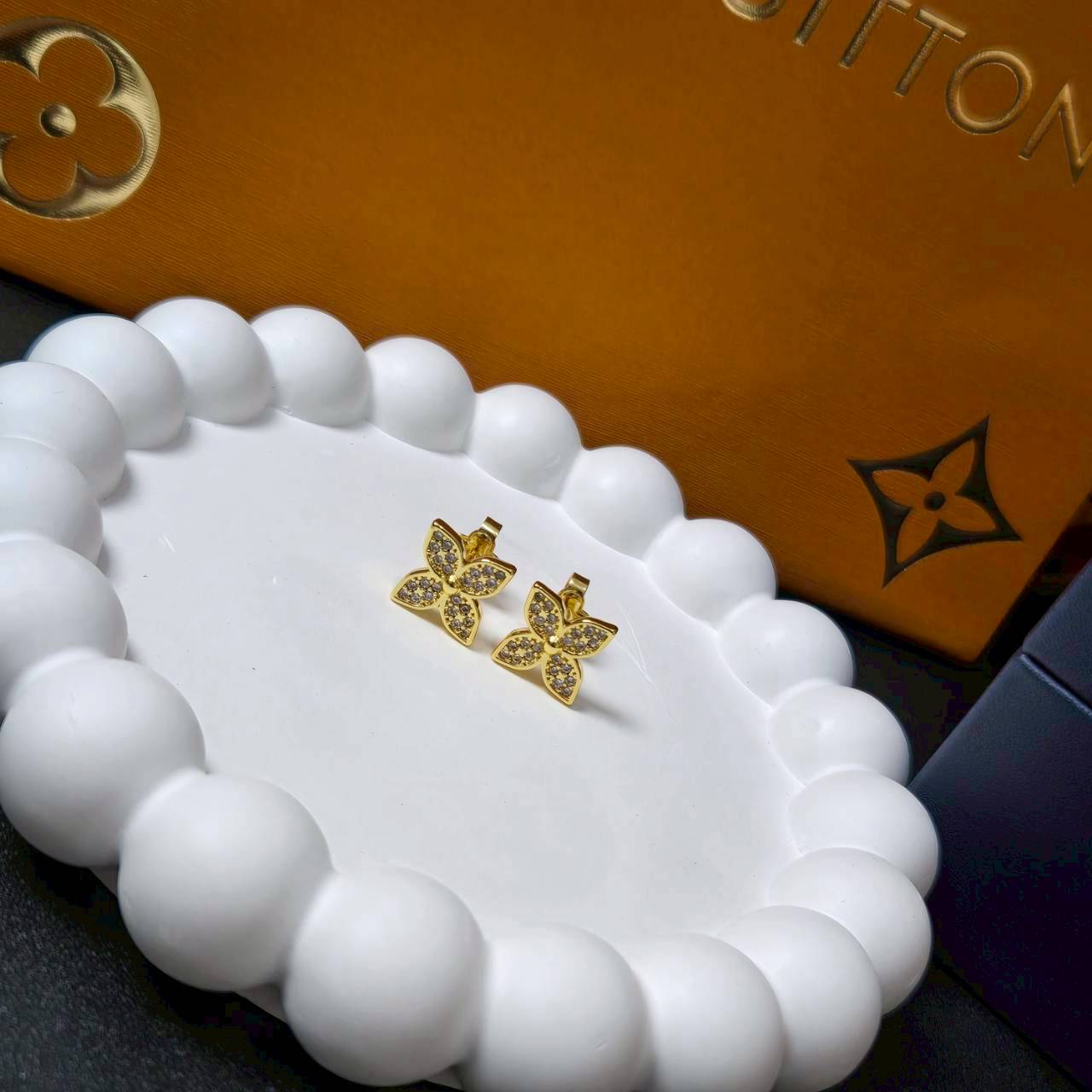 PP12293 ต่างหู L(ทอง)