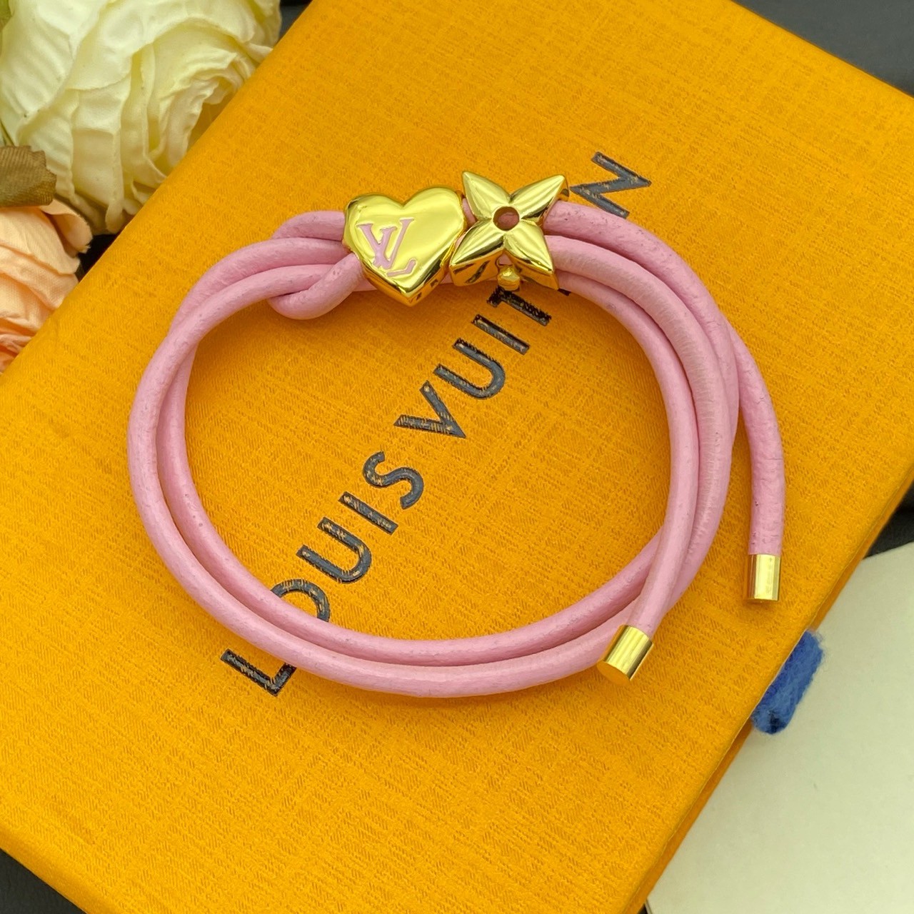 O1262 สร้อยข้อมือL(ชมพู)