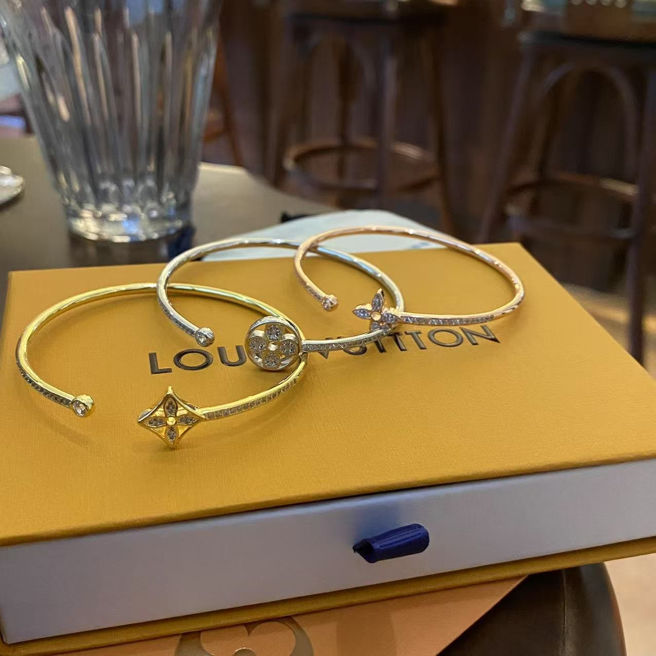 PP11767 กำไลข้อมือ L(เงิน)