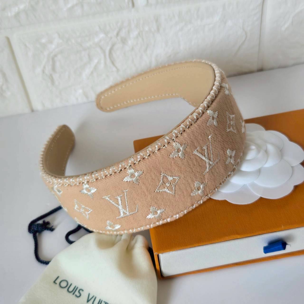 PP12028 คาดผม L(ครีม)