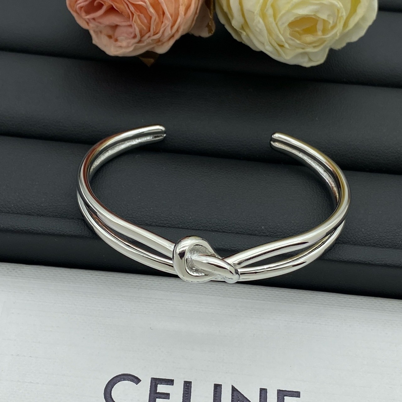 O1000 กำไลข้อมือ CE(เงิน)