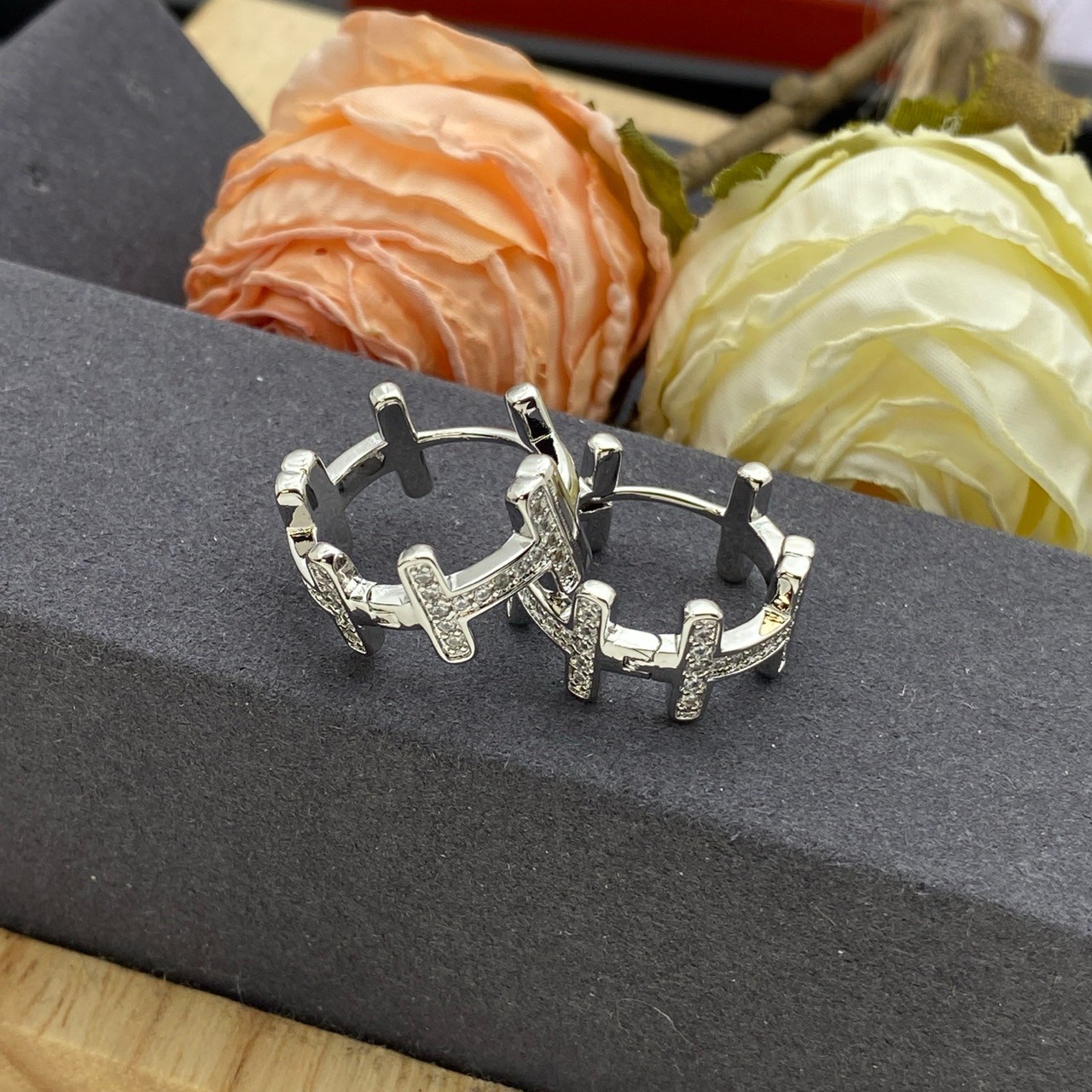 PP10654 ต่างหู H