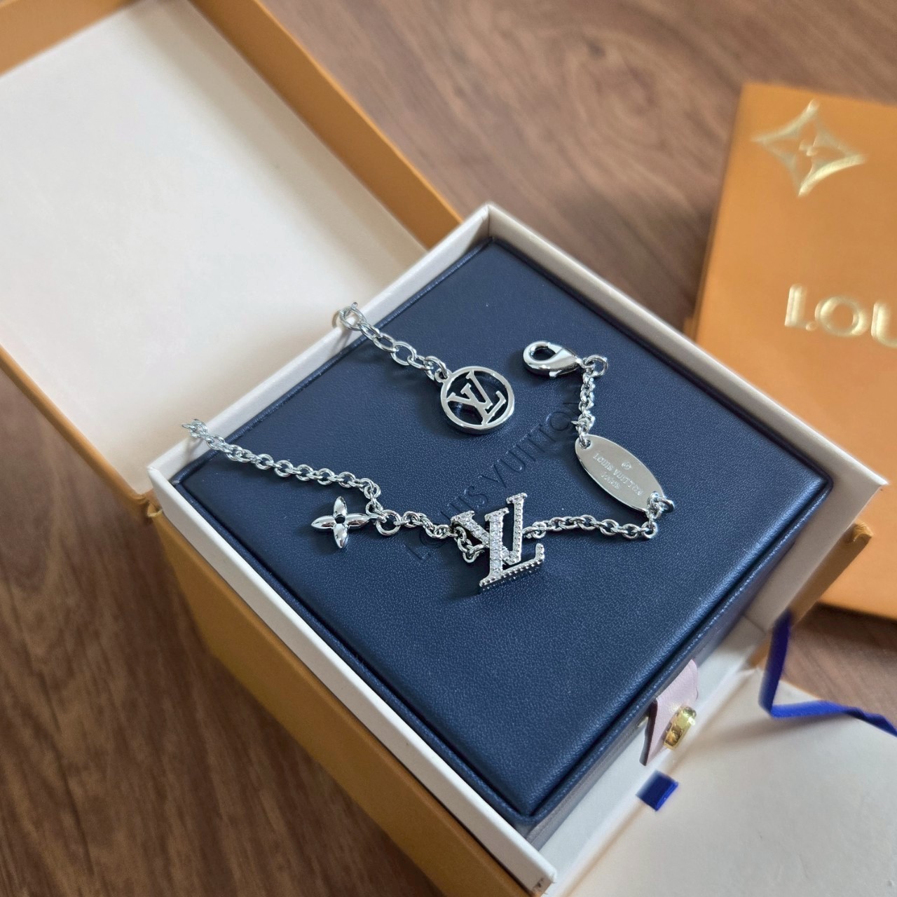 PP11175 สร้อยข้อมือ L(เงิน)