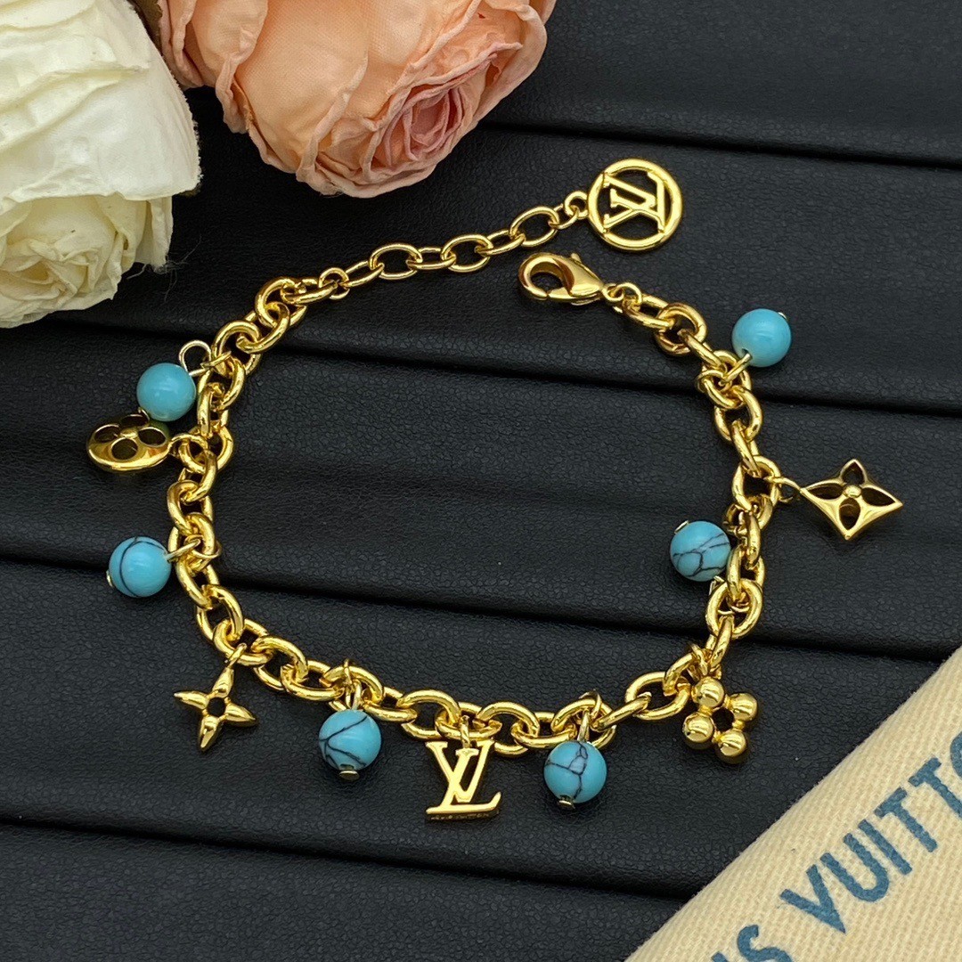 O0801 สร้อยข้อมือ L